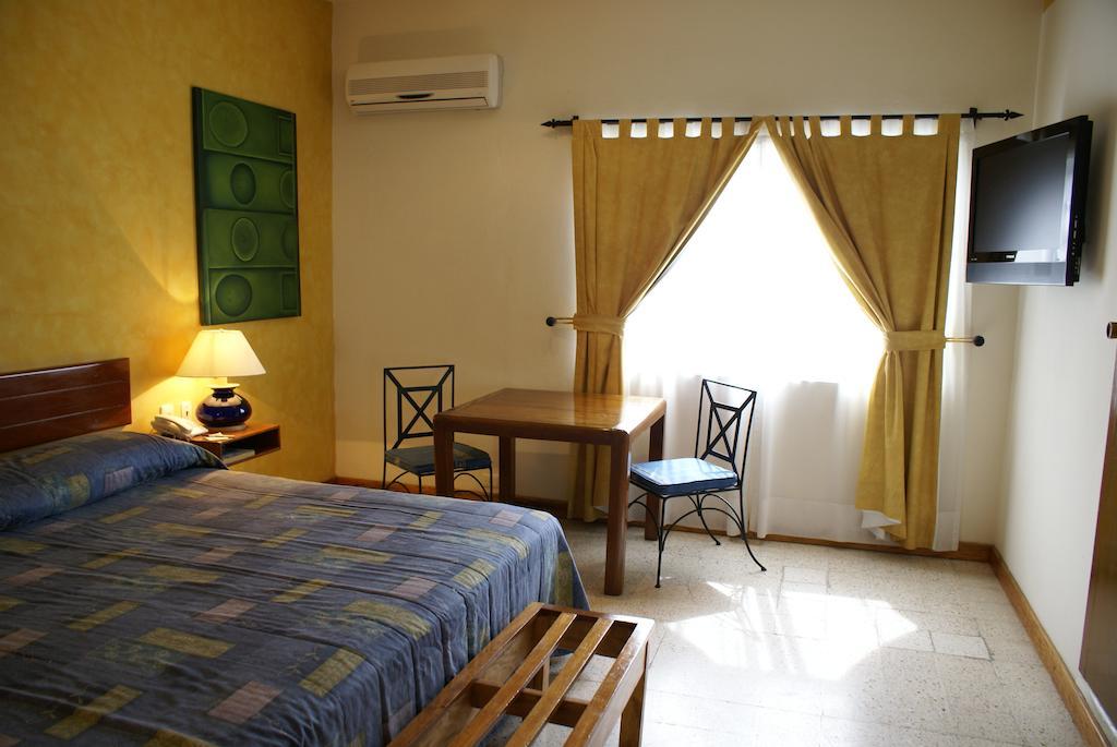Hotel San Francisco Tapachula Quarto foto