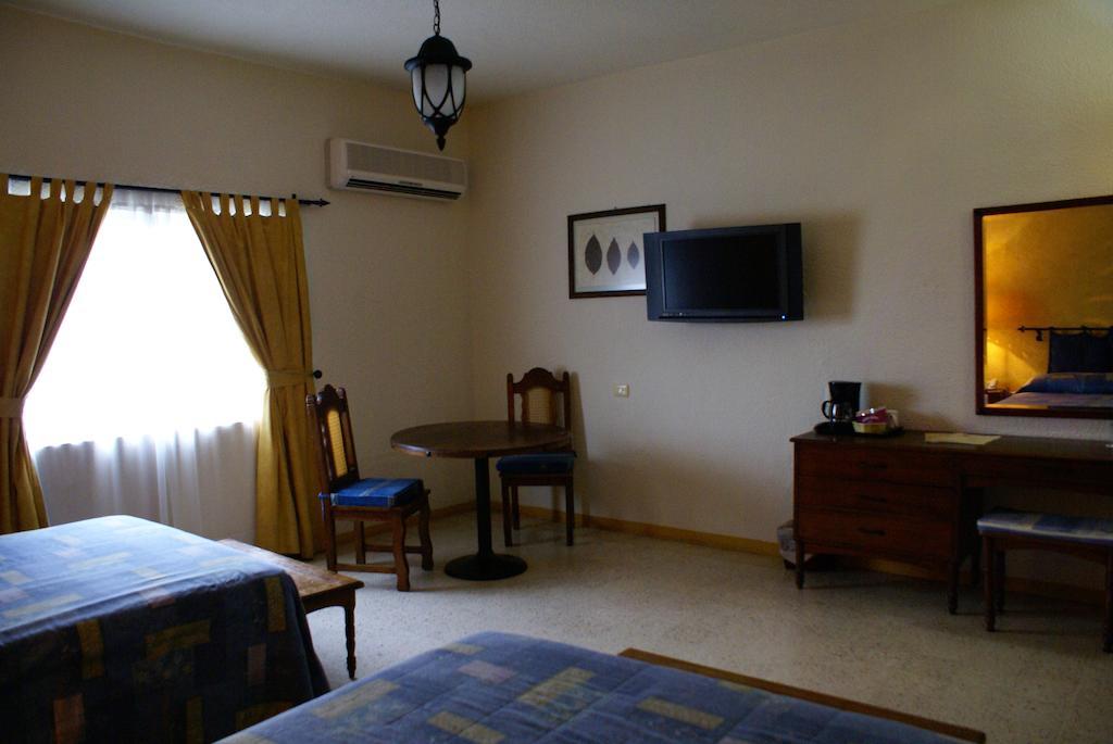 Hotel San Francisco Tapachula Quarto foto